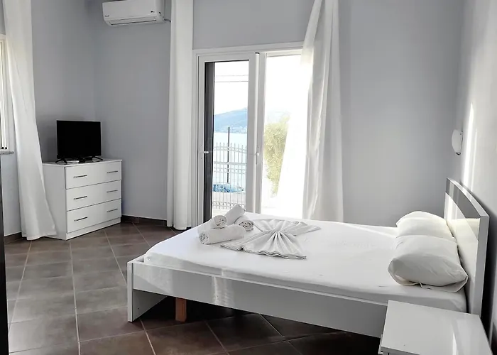 Vila Sulozeqi ساراندا