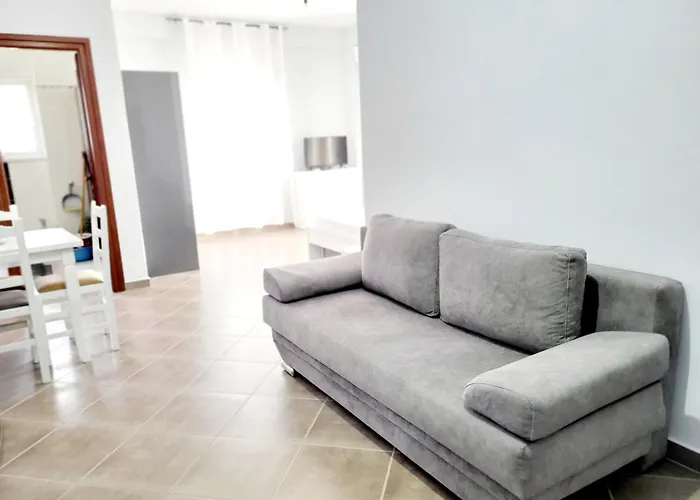 Vila Sulozeqi Апартаменты *