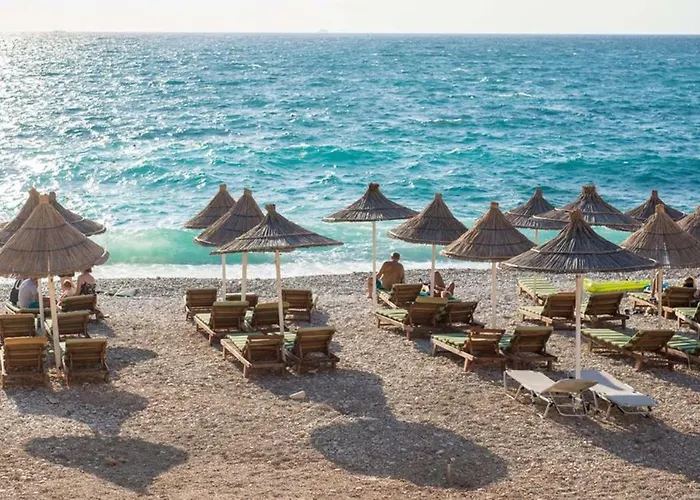 Vila Sulozeqi شقة *