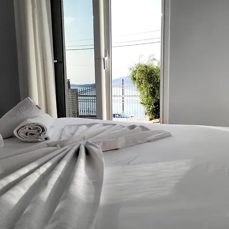 Apartment Vila Sulozeqi Sarande