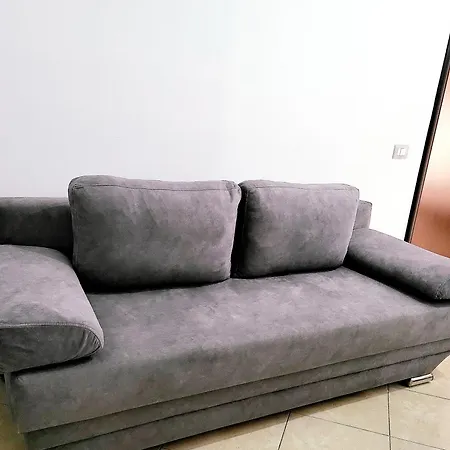 Vila Sulozeqi *