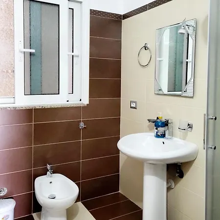 Vila Sulozeqi Sarande