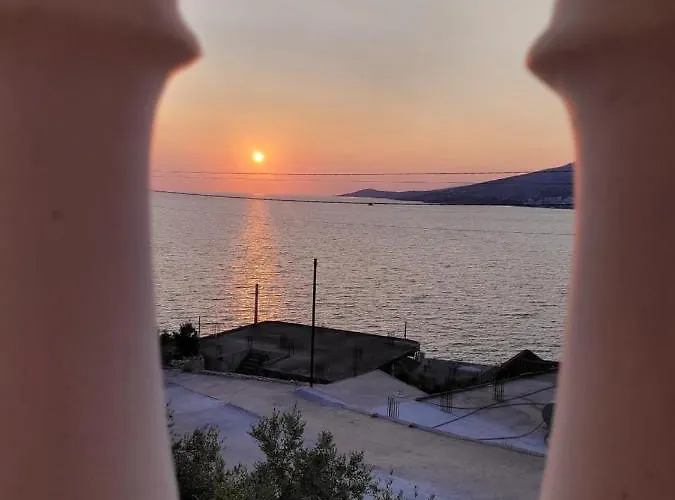 Vila Sulozeqi Sarande