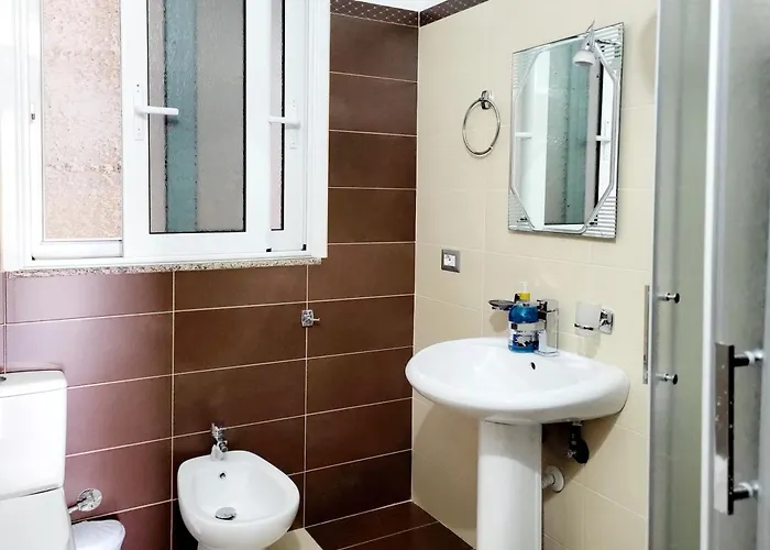 Vila Sulozeqi Sarande