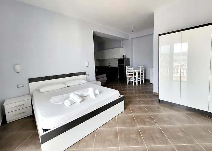 Apartment Vila Sulozeqi *